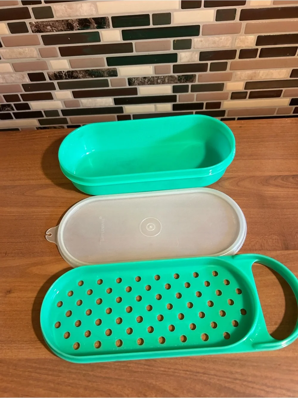 Vintage Tupperware Handy Grater with Lid